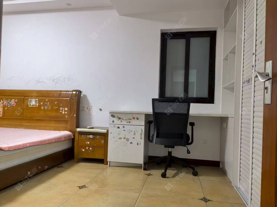 苏州吾悦华府在售二手房源室内图_小牛看房