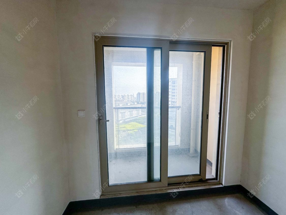 苏州滨江御园在售二手房源室内图_小牛看房