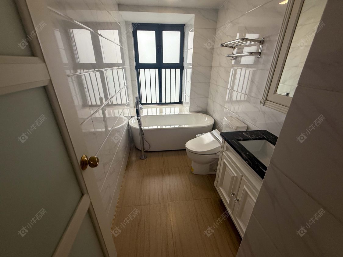 苏州碧桂园翡翠湾(三期)在售二手房源室内图_小牛看房