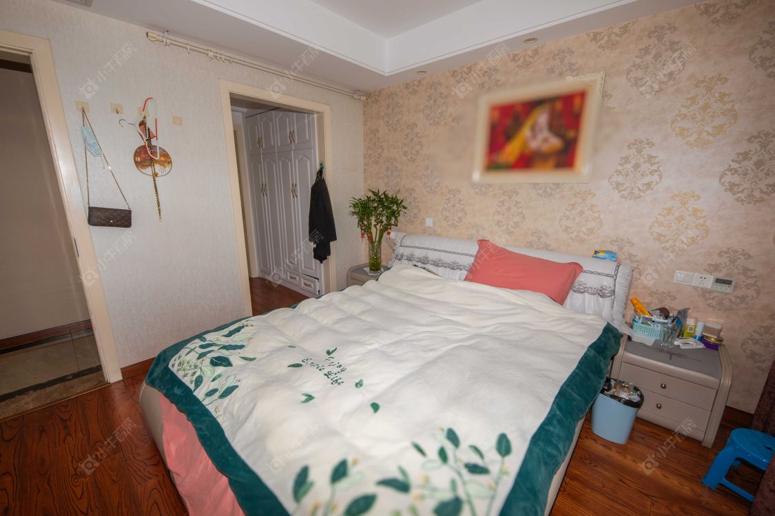 苏州吾悦华府在售二手房源室内图_小牛看房