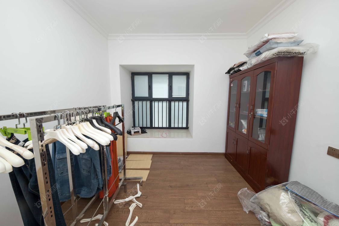 苏州碧桂园翡翠湾(三期)在售二手房源室内图_小牛看房