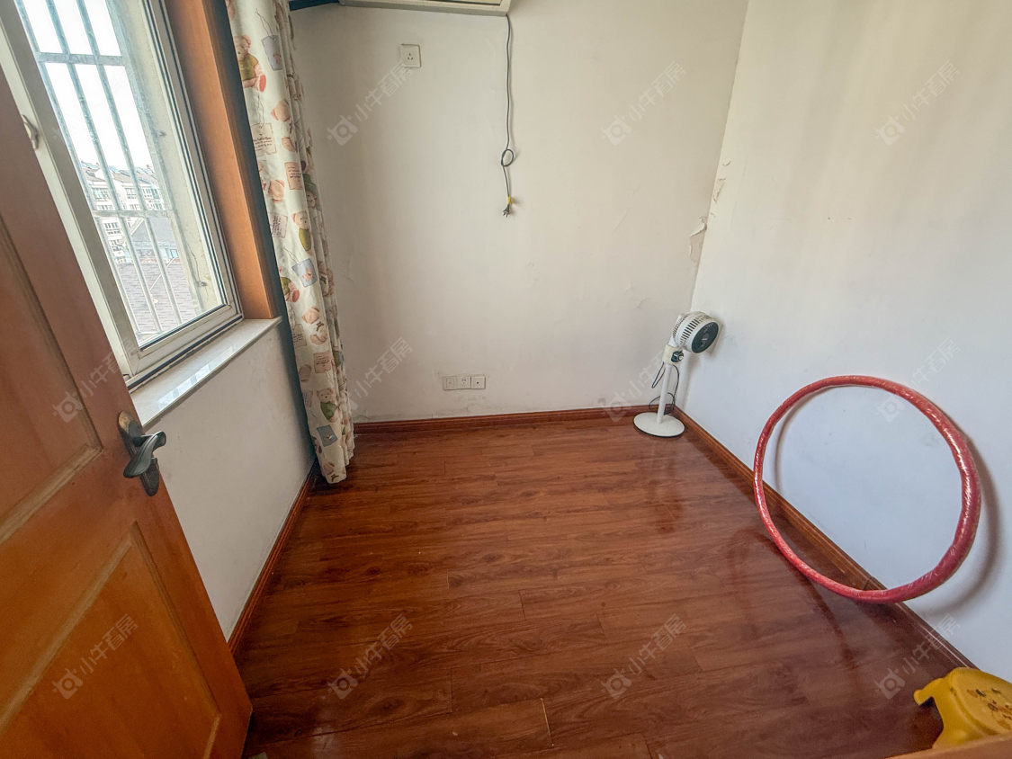 苏州镇山小区(二期)在售二手房源室内图_小牛看房