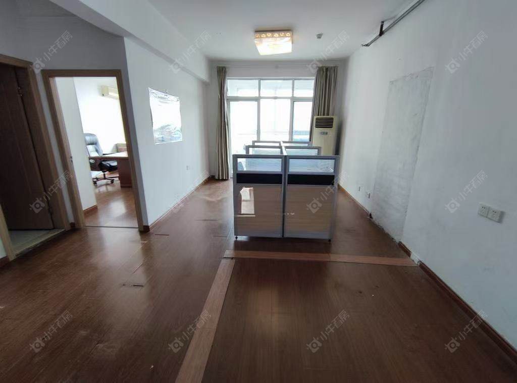 苏州东方新天地(西区)在售二手房源室内图_小牛看房