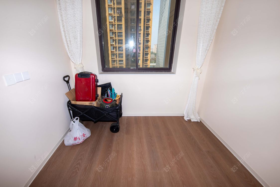 苏州吾悦华府在售二手房源室内图_小牛看房