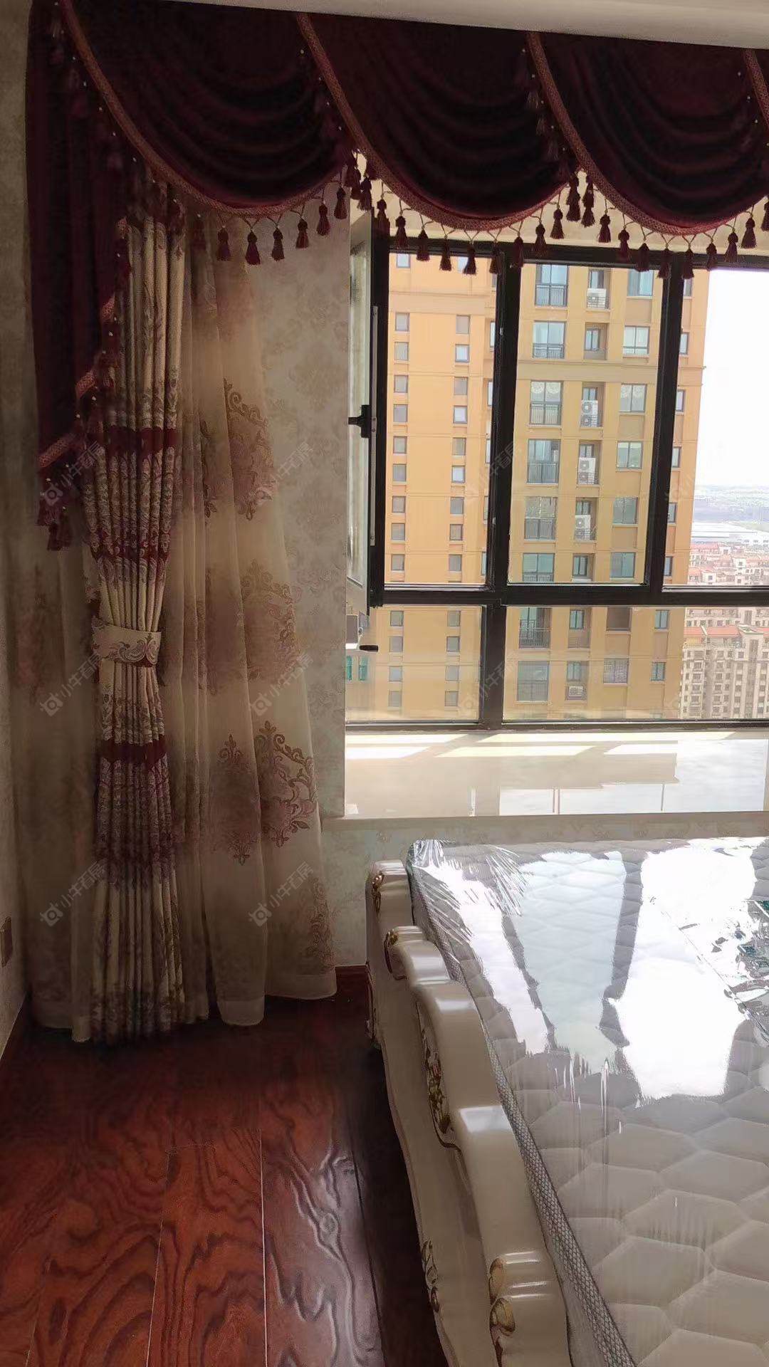 苏州吾悦华府在售二手房源室内图_小牛看房