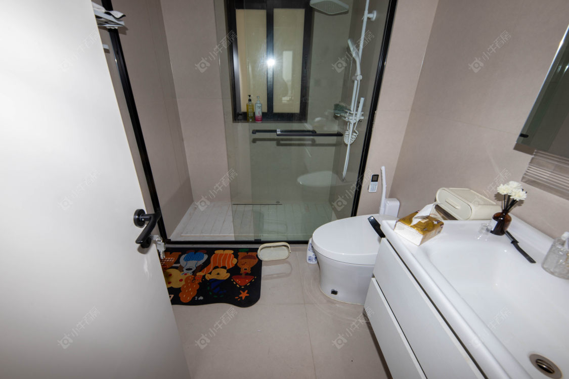 苏州吾悦华府在售二手房源室内图_小牛看房