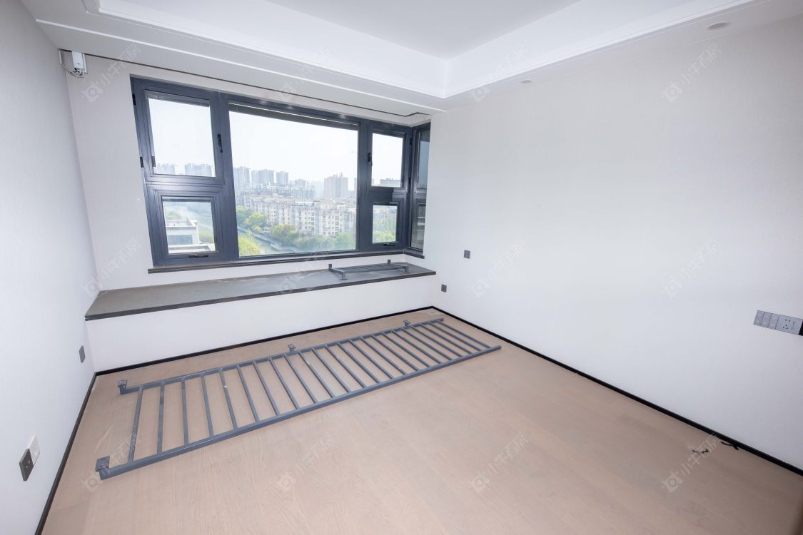 苏州世茂璀璨江南在售二手房源室内图_小牛看房