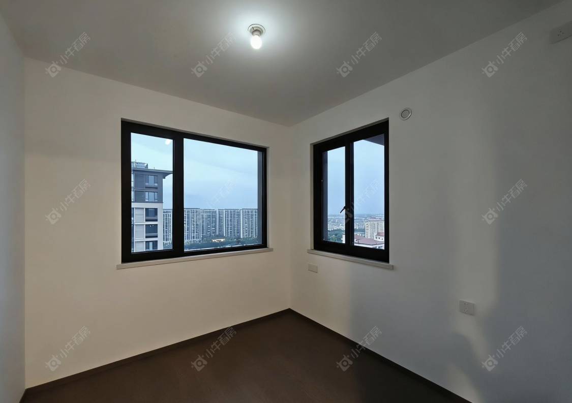 苏州建发和玺在售二手房源室内图_小牛看房