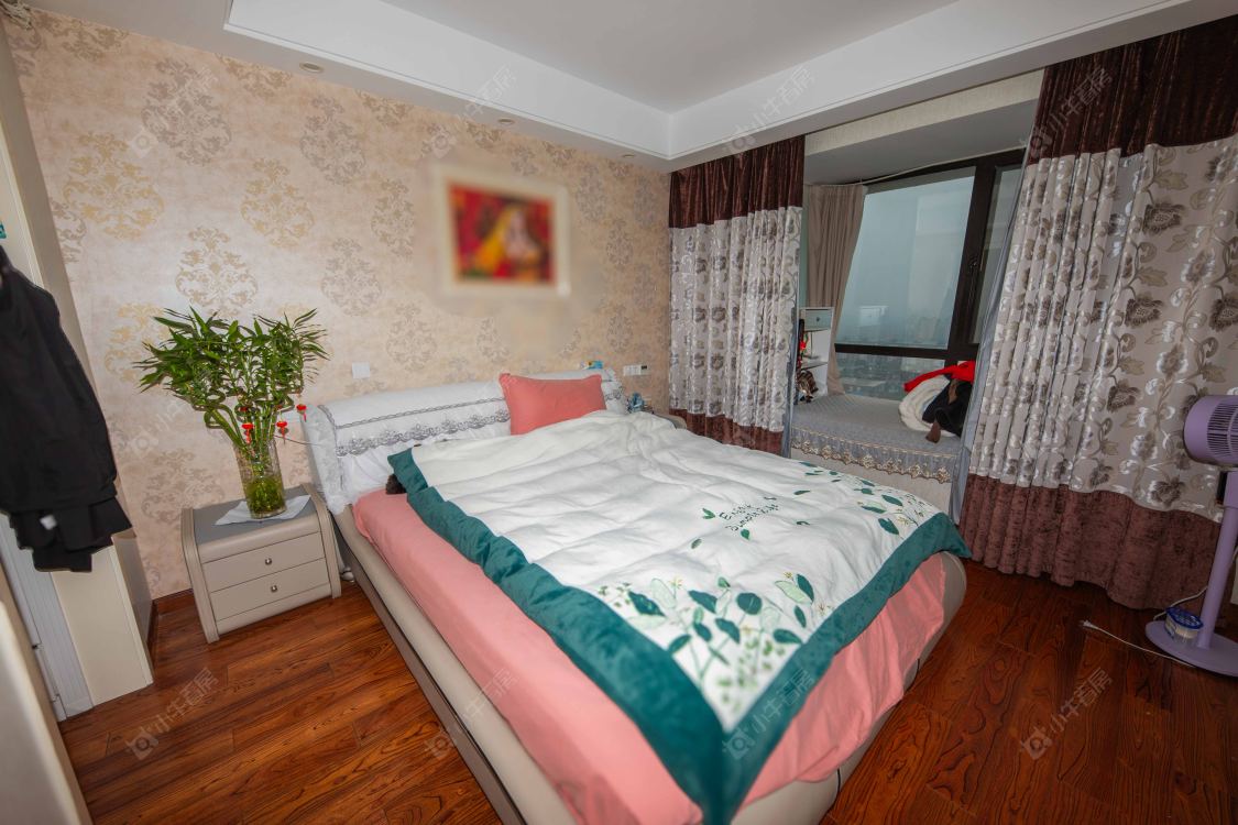 苏州吾悦华府在售二手房源室内图_小牛看房