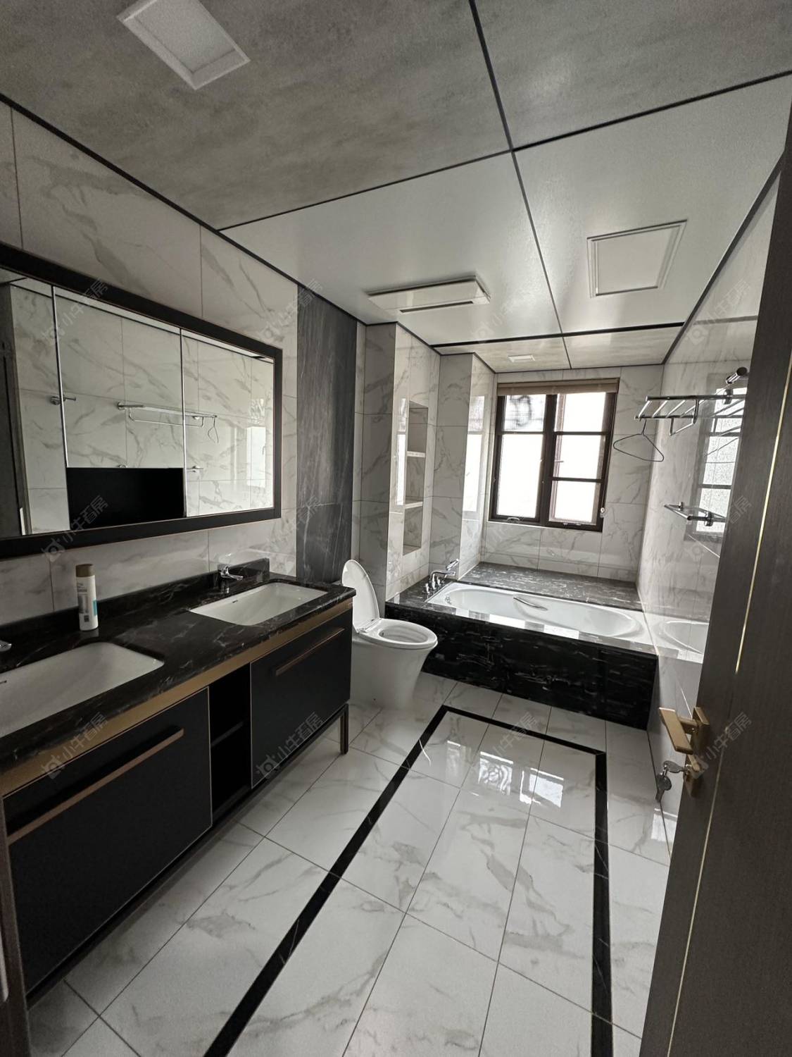 苏州世茂九溪墅(住宅)在售二手房源室内图_小牛看房