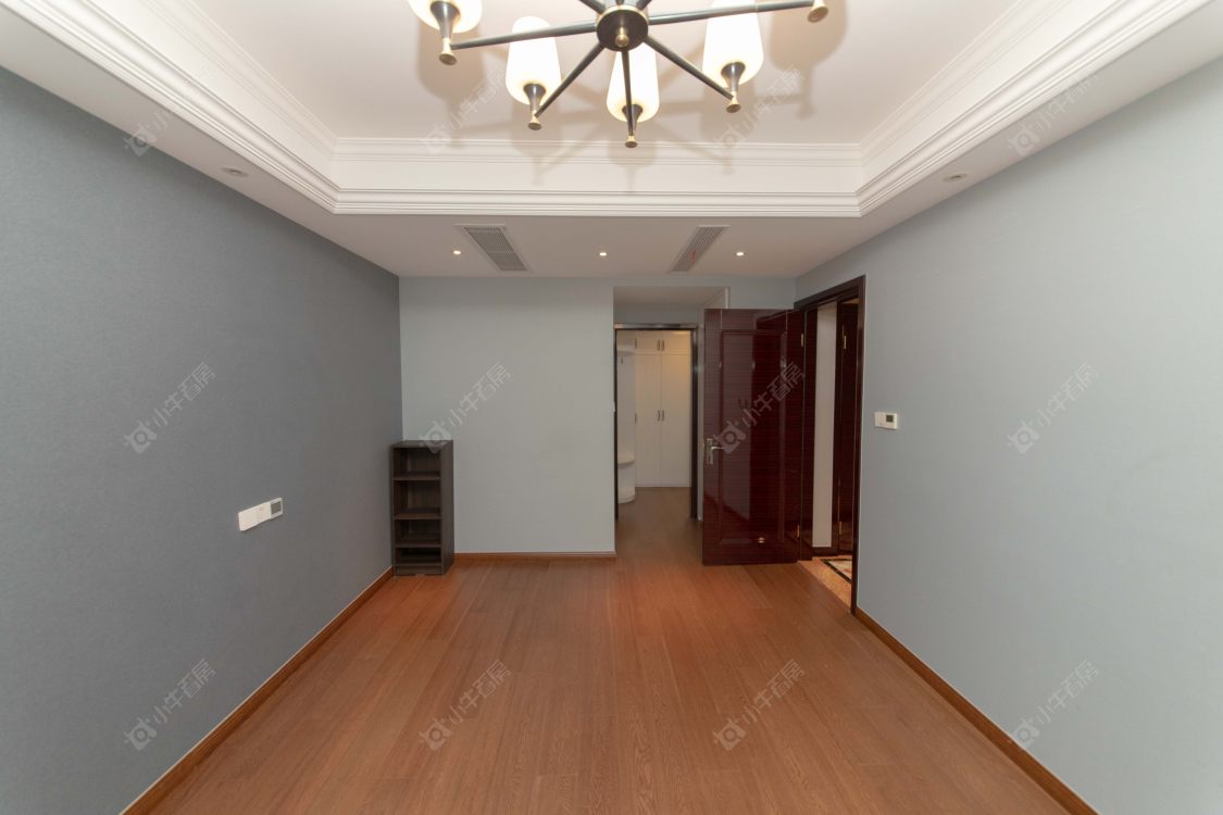 苏州碧桂园翡翠湾(三期)在售二手房源室内图_小牛看房