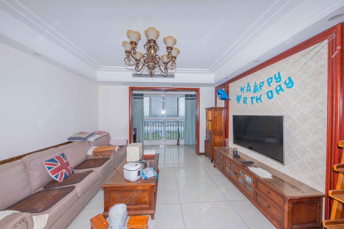 苏州吾悦华府在售二手房源室内图_小牛看房