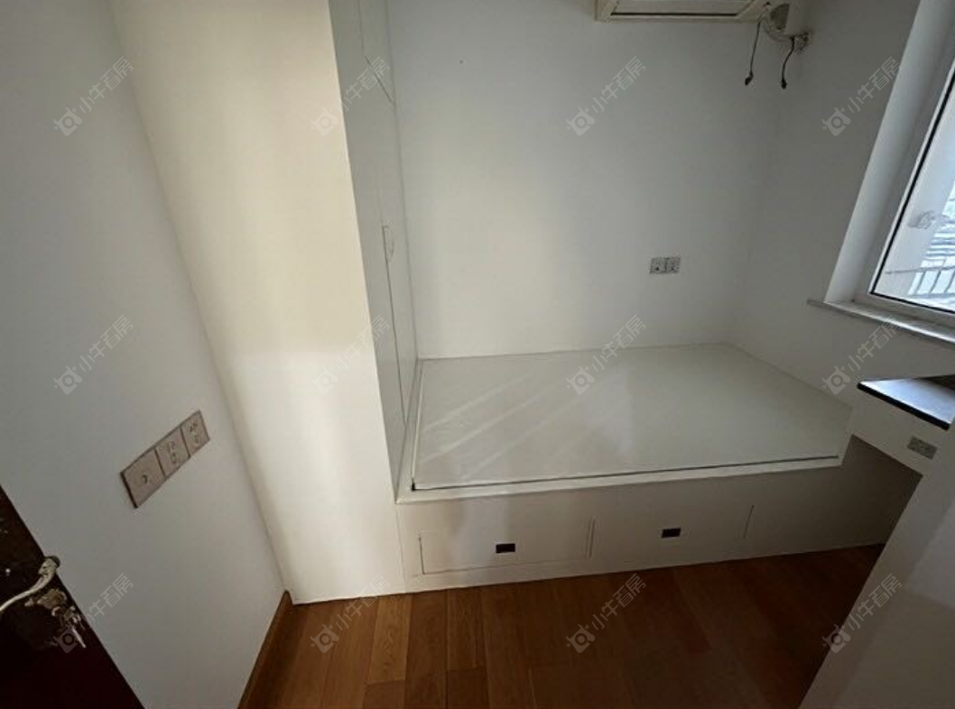 苏州世茂九溪墅(住宅)在售二手房源室内图_小牛看房