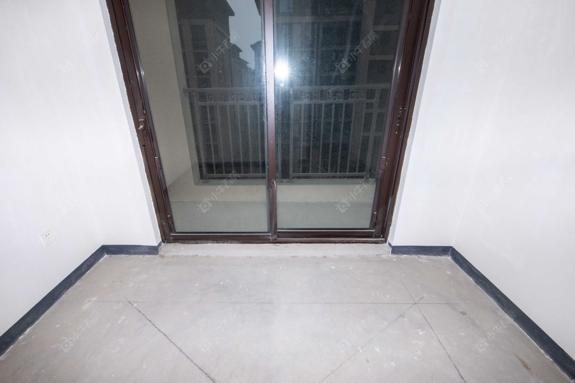 苏州建发和玺在售二手房源室内图_小牛看房