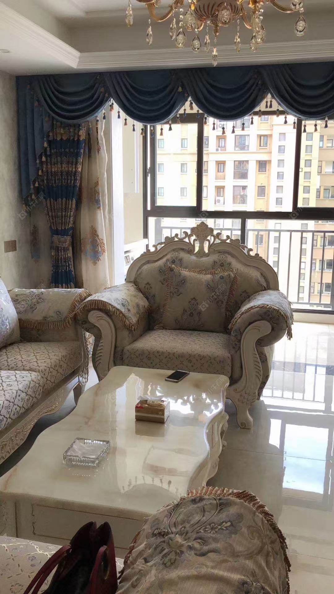 苏州吾悦华府在售二手房源室内图_小牛看房