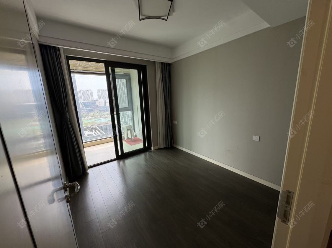 苏州金茂悦湖雅居在租房源室内图_小牛看房