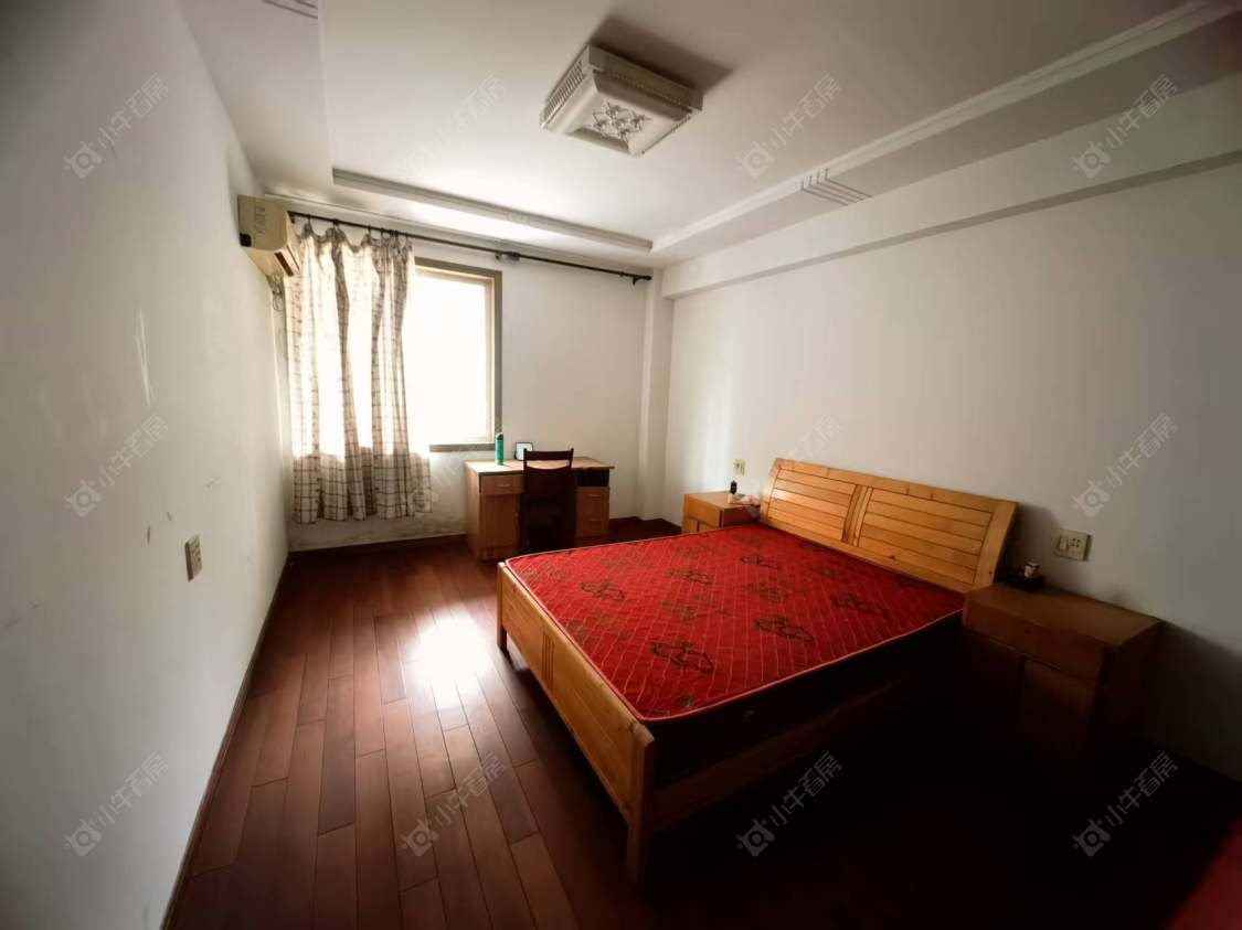 苏州中联皇冠在售二手房源室内图_小牛看房