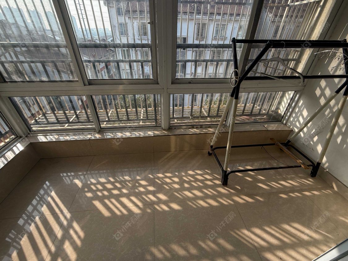 苏州镇山小区(二期)在售二手房源室内图_小牛看房