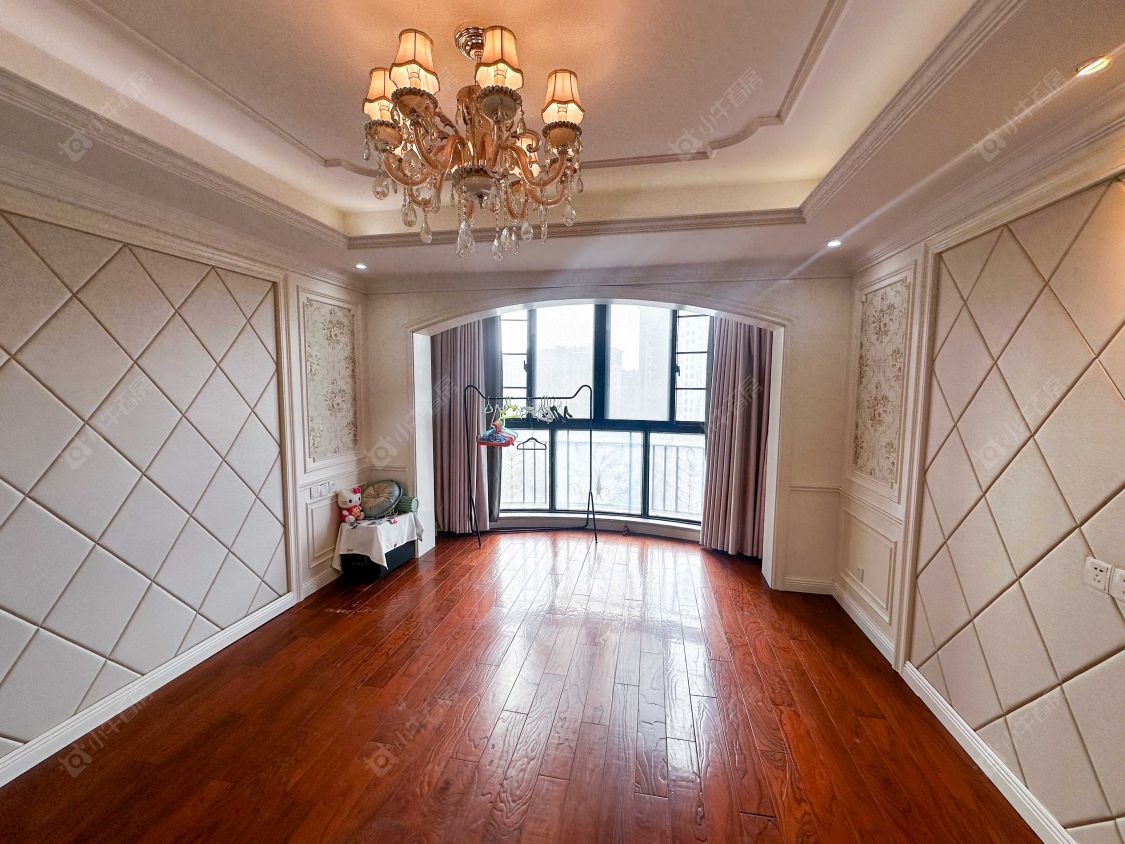 苏州君临新城在售二手房源室内图_小牛看房