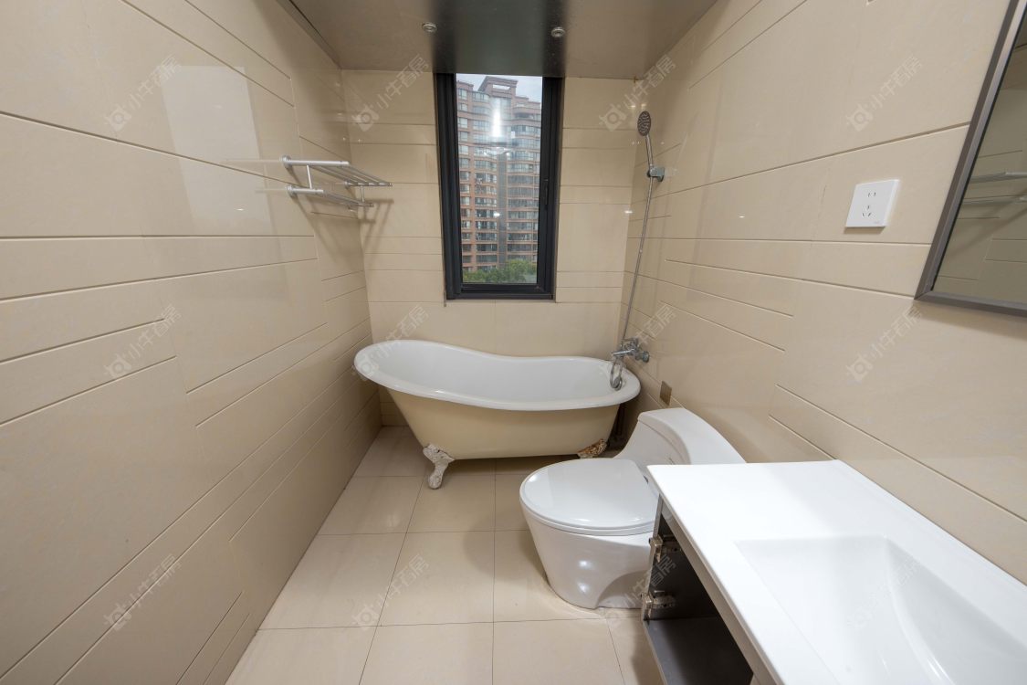 苏州蓝湖湾在售二手房源室内图_小牛看房