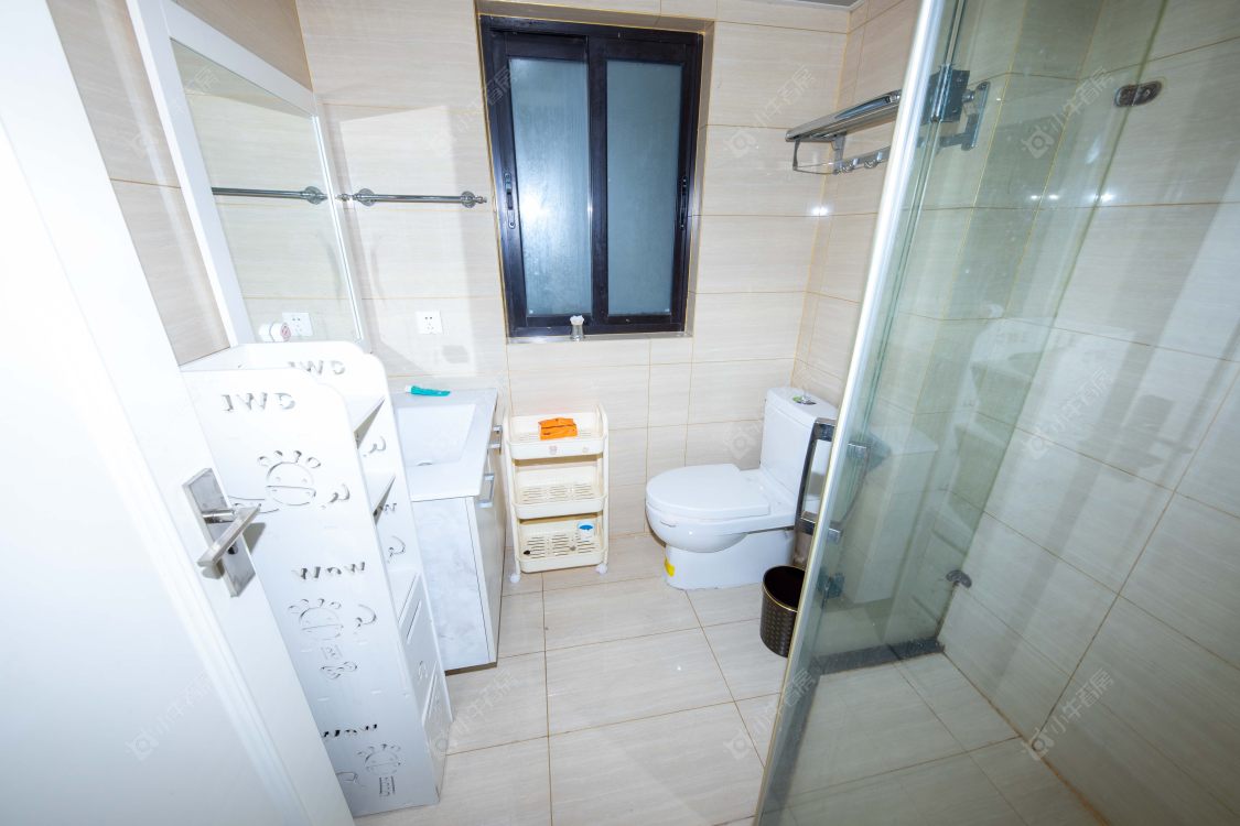 苏州吾悦华府在售二手房源室内图_小牛看房