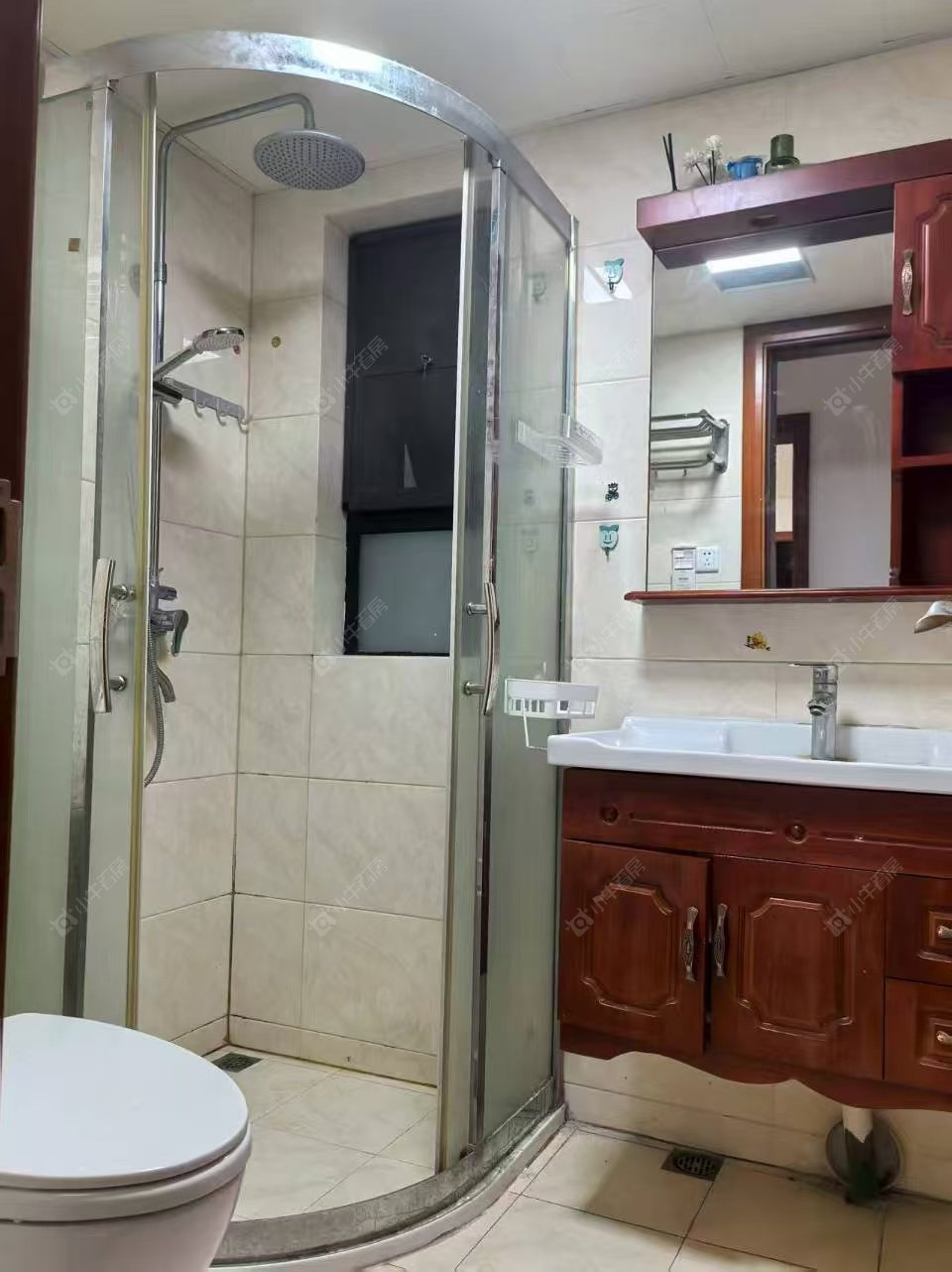 苏州吾悦华府在售二手房源室内图_小牛看房