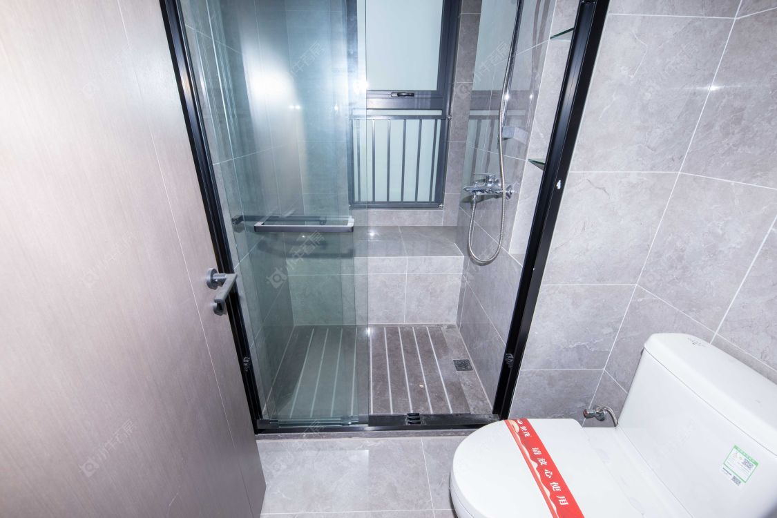 苏州世茂璀璨江南在售二手房源室内图_小牛看房