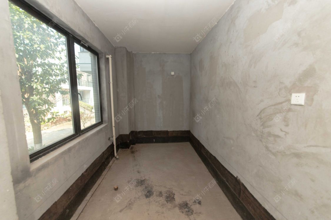 苏州金凤凰温泉逸墅在售二手房源室内图_小牛看房